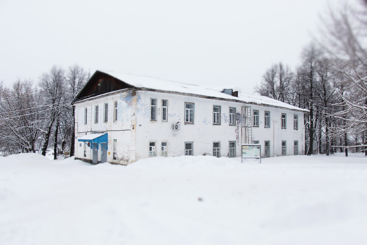 Вот это изображение превратим в вязаное.