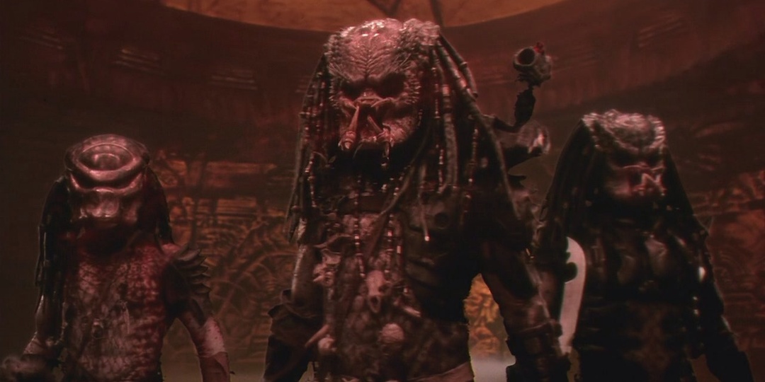 Вся история расы Хищников, сравнение фильмов и комиксов