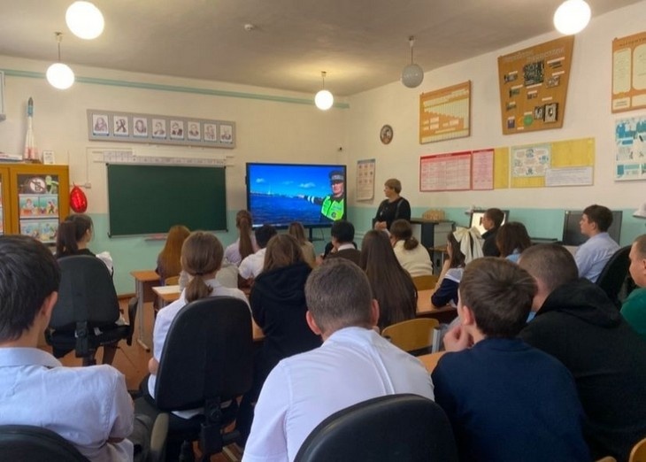    В Курно‑Липовской школе Редакция Газеты