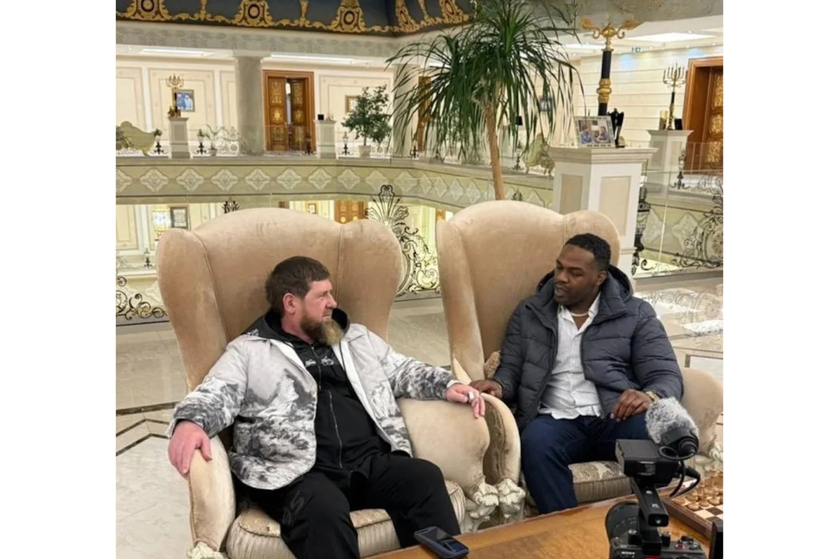 Джон Джонс (справа) и Рамзан Кадыров (Фото DR)