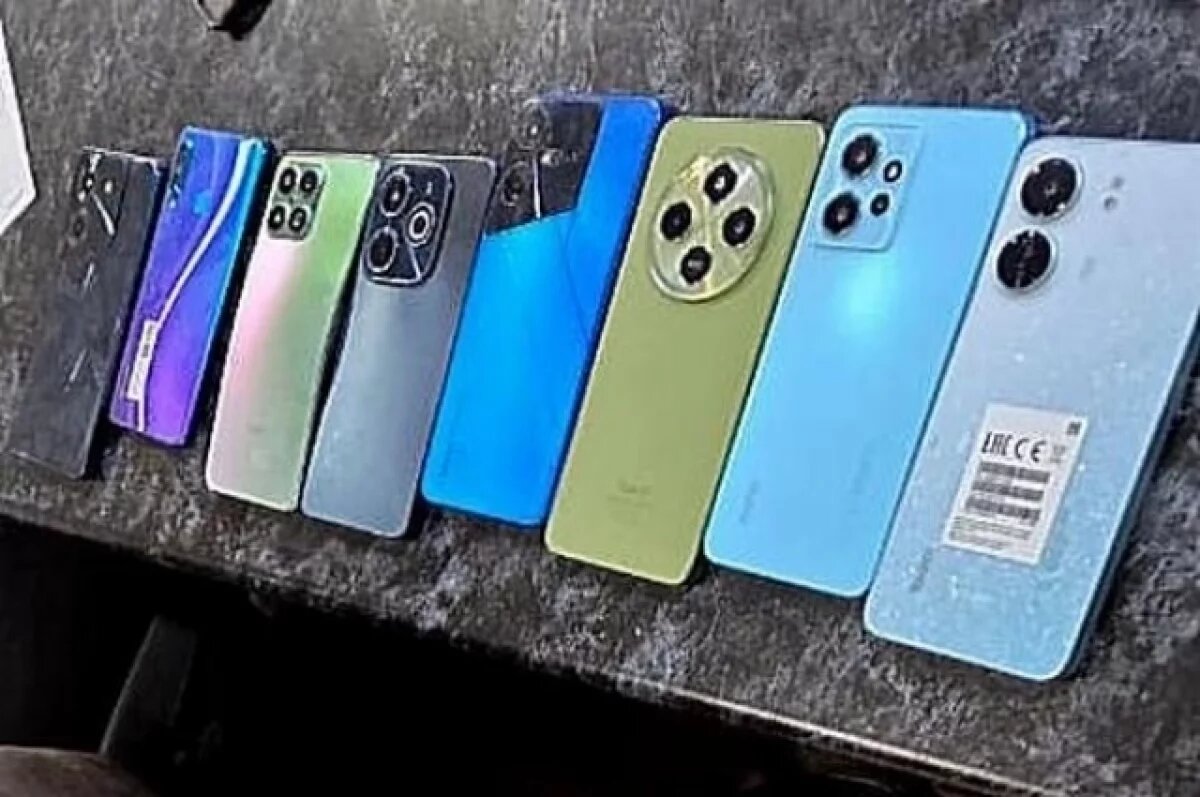    В Челябинске мужчина пытался перебросить через забор колонии телефоны