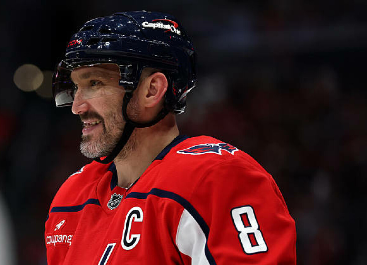     В США высказались о скромном отношении Овечкина к своему вкладу в развитие хоккея в Вашингтоне