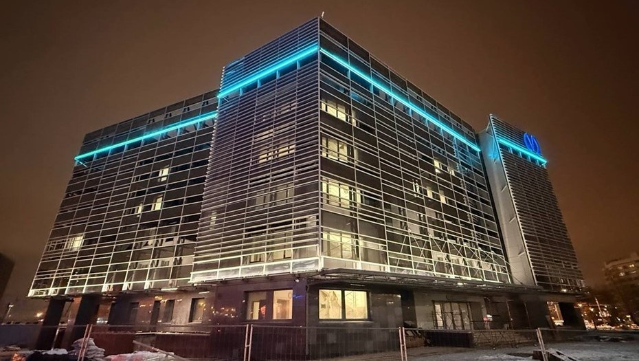    Станция метро "Юго-Западная" с декоративной подсветкой. Автор фото: t.me/podzemnik_spb