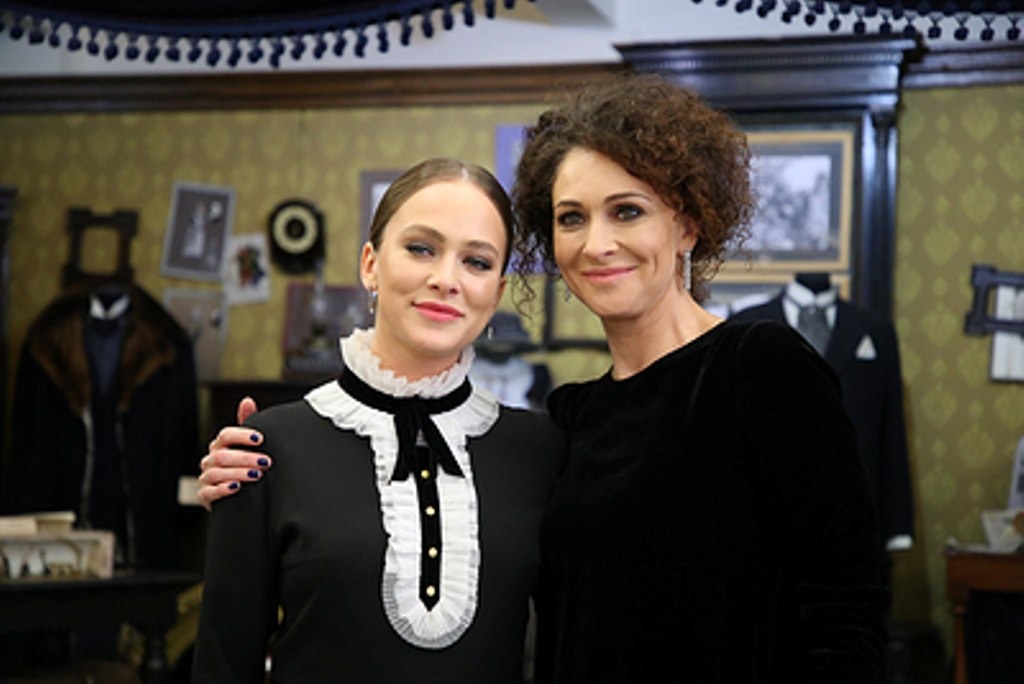 Аглая с мамой Ксенией Раппопорт. Фото: Bulkin Sergey/Global Look Press