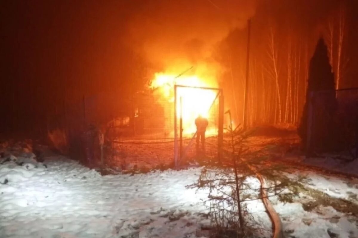    Второй крупный пожар за сутки: во Владимирской области горел жилой дом