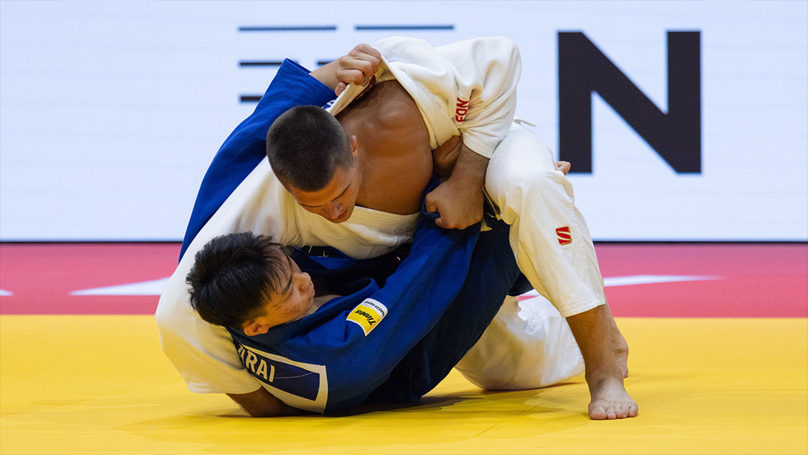    Матвей Каниковский (в белом). Global Look Press