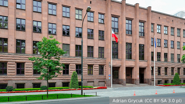     Фото: Adrian Grycuk (CC BY-SA 3.0 pl)   
 Текст: Вера Басилая