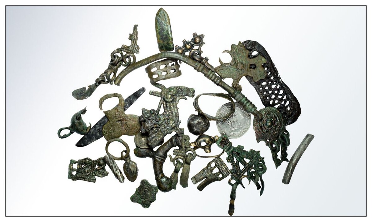 Могильник Шелебово. Украшения из пахотного слоя