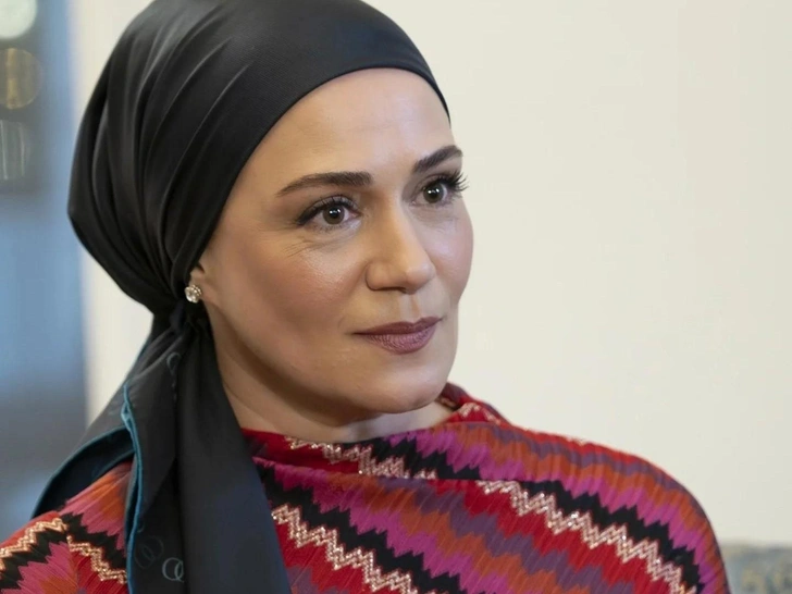 Кадр из сериала "Клюквенный щербет"