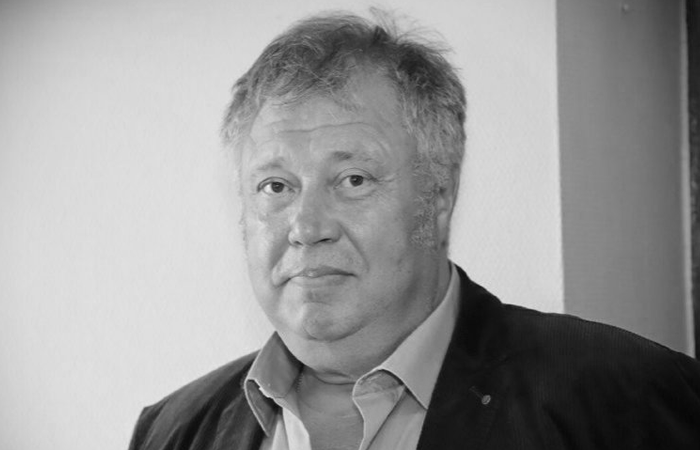 "От разгрузки вагонов до «Ленкома» и дружбы с Абдуловым": Как Сергей Степанченко нашел любовь в 19 лет и пронес ее через 46 лет брака