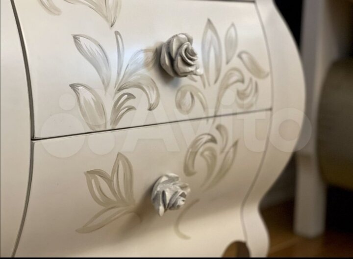 Скриншот с сайта Avito.ru. Листайте галерею.