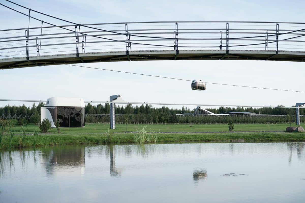    Подъем путевой структуры комплекса uST / © UST Inc.