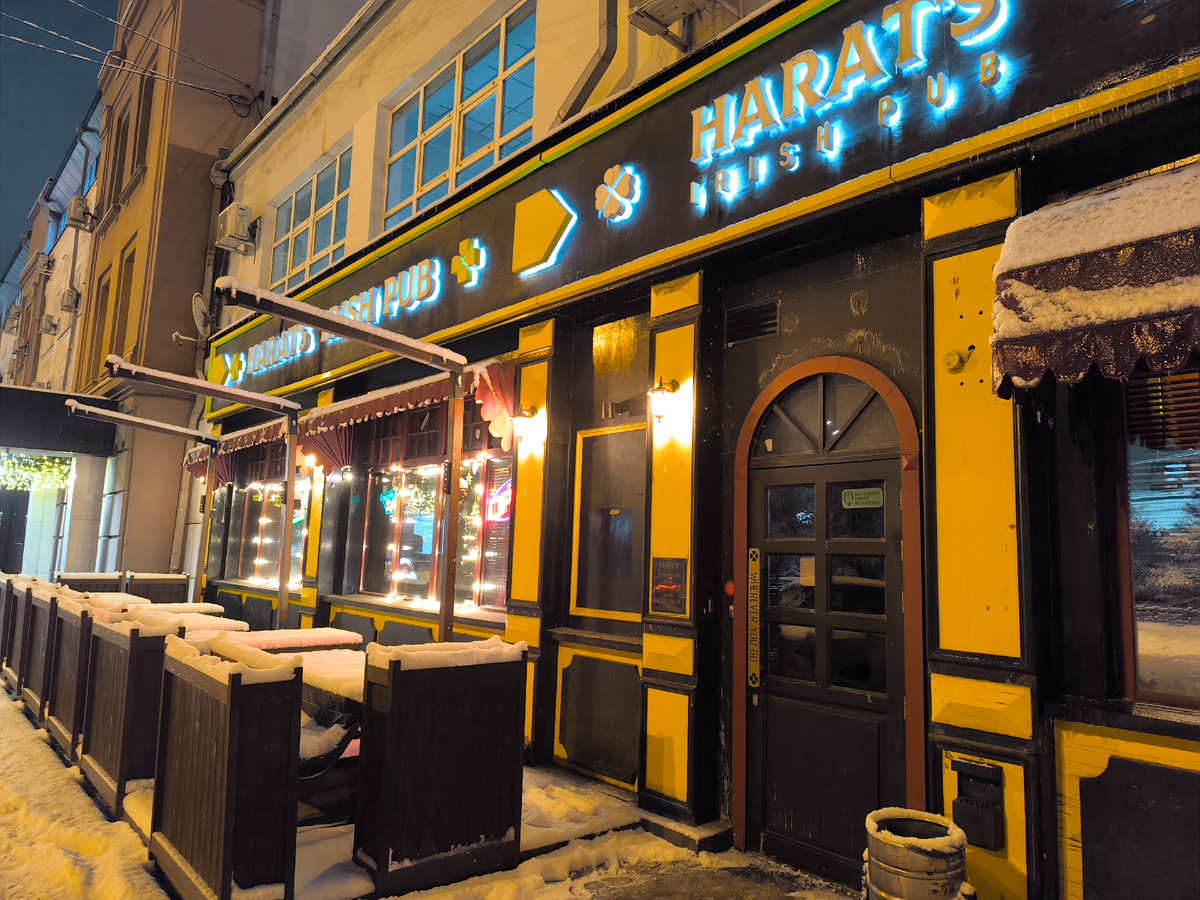 Место встречи поэтов и публики (© Анна, «Маяк энерджайзера»)