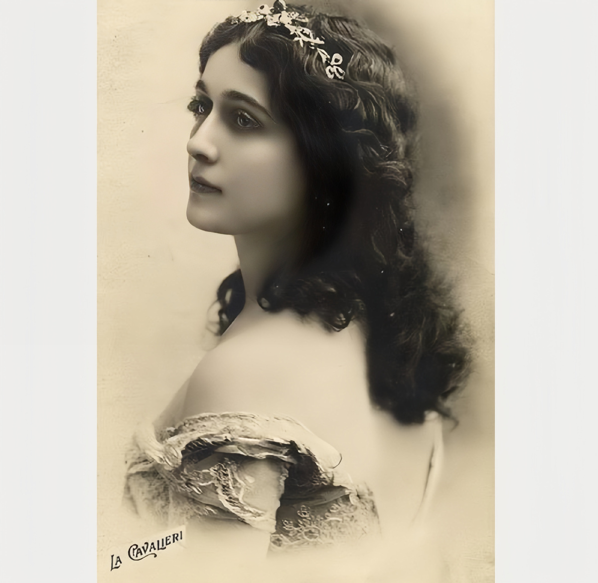 Лина Кавальери