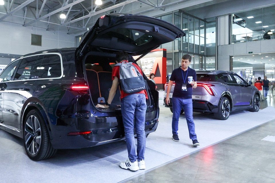    Россияне потратили на покупку авто рекордные 568 млрд рублей GLOBAL LOOK PRESS