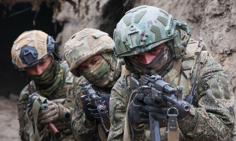 Путин сообщил о полном окружении Красноармейска и Димитрова в ДНР