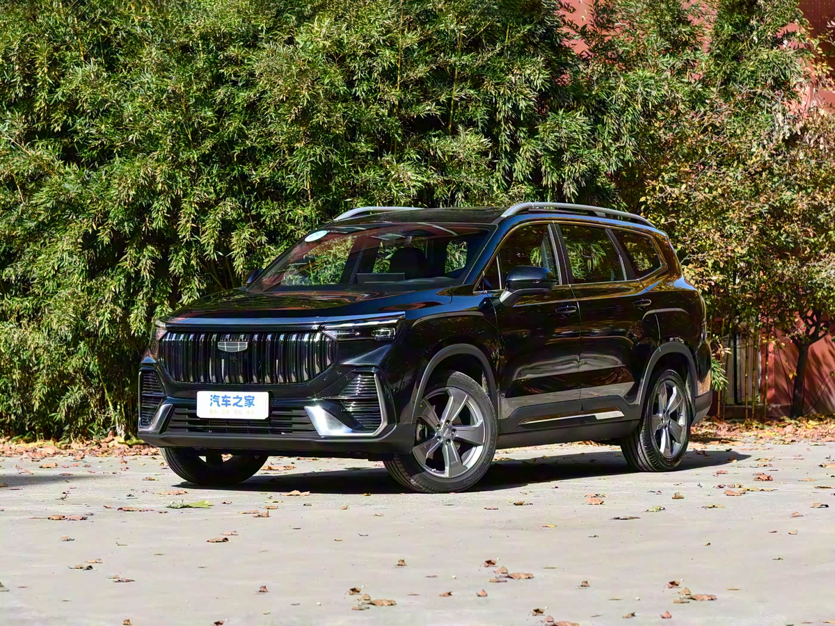 Geely Haoyue L (Okavango) – бюджетный кроссовер с увеличенным полезным объемом салона