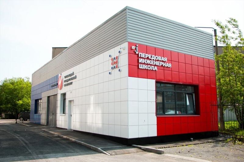    Мечтаете о работе на передовых предприятиях, достойной зарплате и карьере, которая строится ещё до получения диплома?