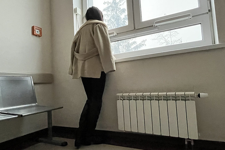    Общаться с корреспондентом «БИЗНЕС Online» на вопросы по существу обвинения супруга Сычева отказалась, ограничившись лишь сведениями о состоянии мужа.   
Фото: Максим Кирилов