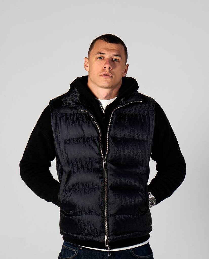    Macan Freedom Strength Beauty