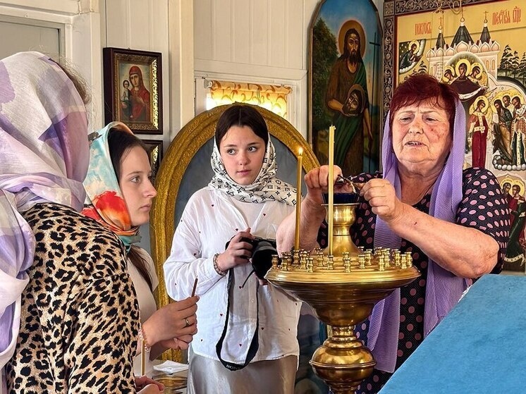     Фото организаторов проекта