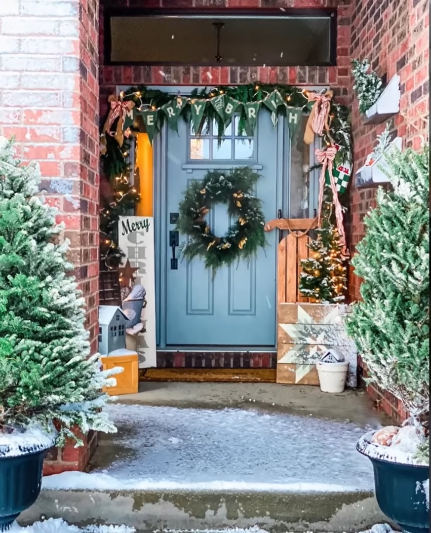 Дверь в Новогоднем стиле