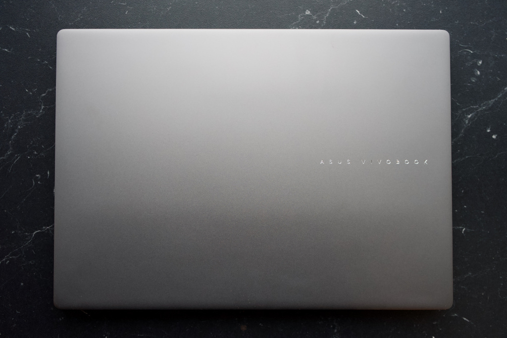    Asus Vivobook S14 (M3407HA)