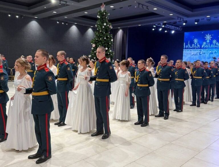    Кадеты из Оренбуржья станут участниками Международного Кремлёвского бала Оренбуржье