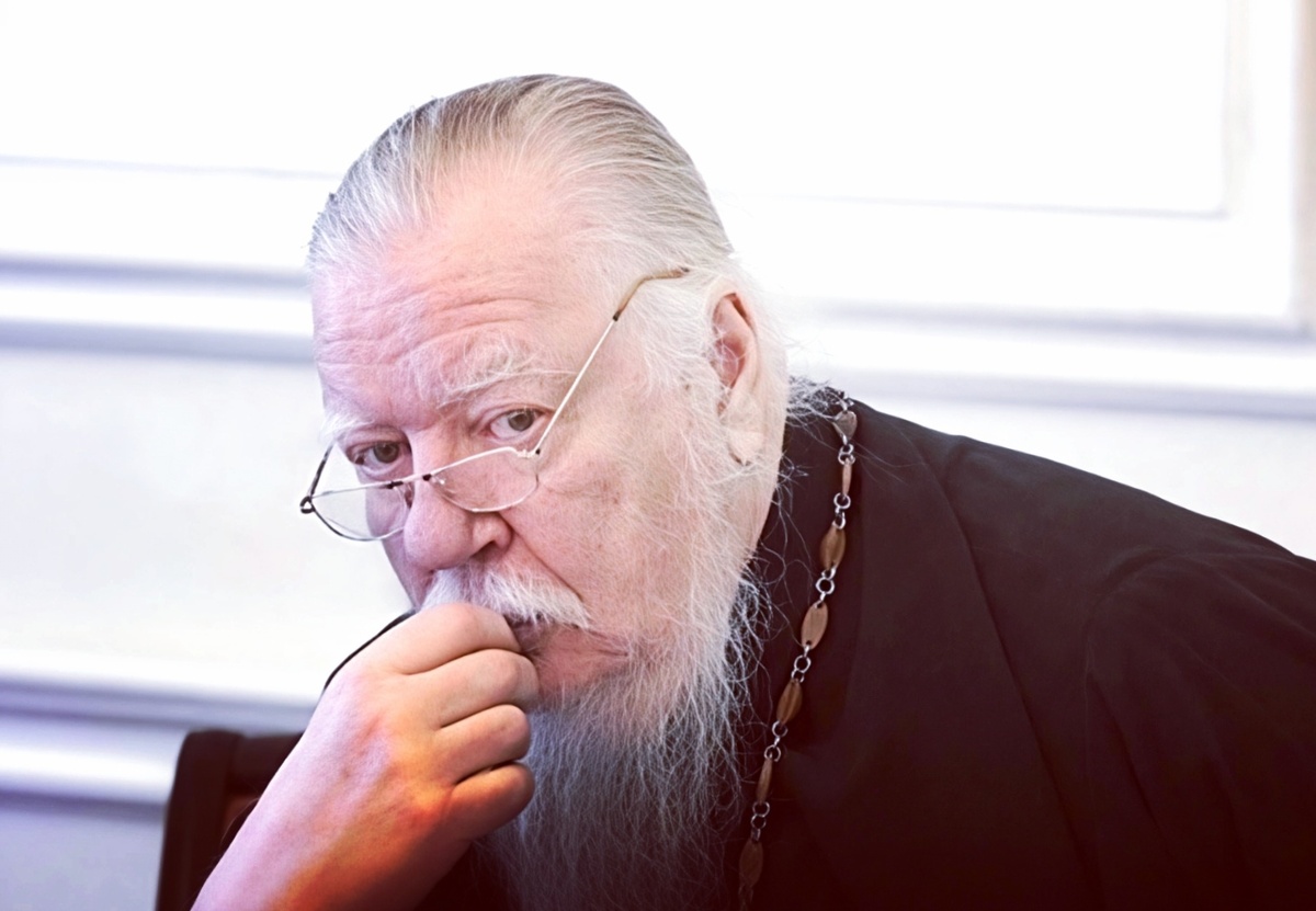 Димитрий Смирнов (07.03.1951 — 21.10.2020 гг.) — протоиерей, церковный и общественный деятель.