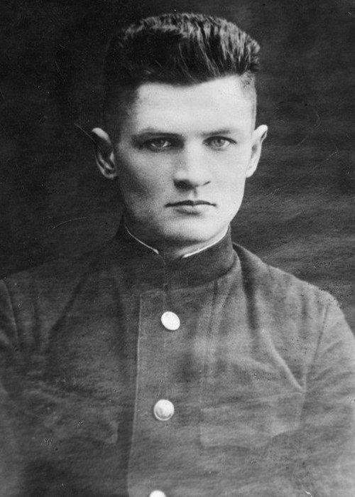 Константин Ольшанский