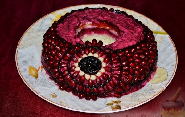 Салат «Гранатовый браслет» — классические рецепты