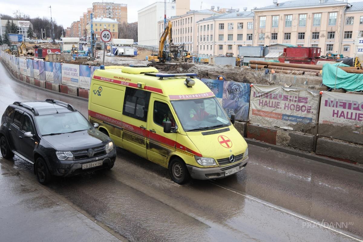    Работы на площади Свободы кипят вовсю