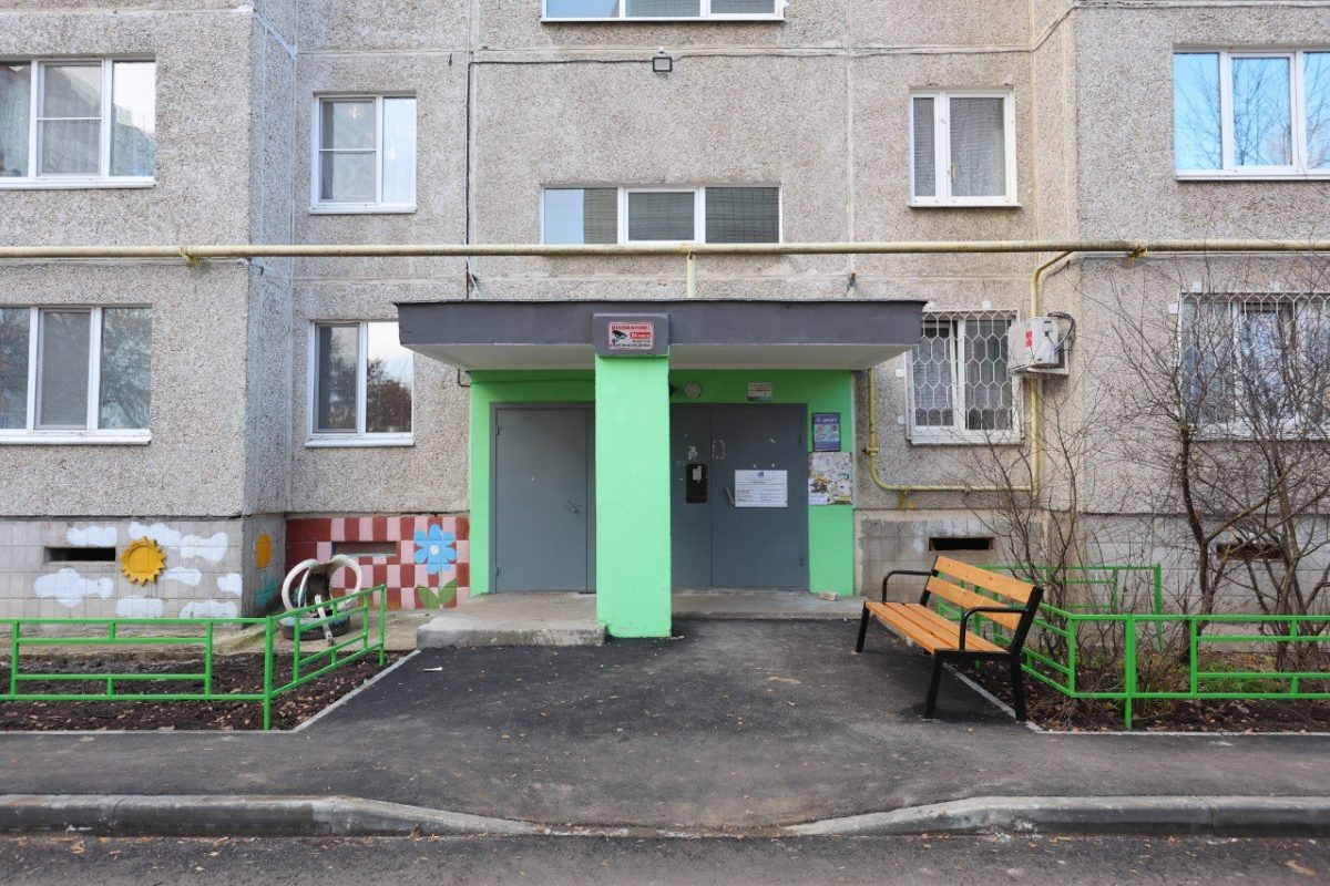    Всего за год преобразились 15 дворовых территорий