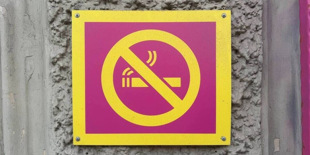 Калининградского предпринимателя заставили закрыть свои магазин около школ и вузов