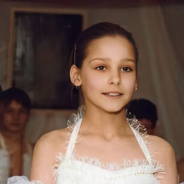 Глафира Тарханова в школьные годы