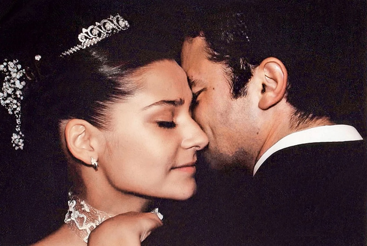 Глафира Тарханова и Алексей Фаддеев, кадр со свадебной церемонии