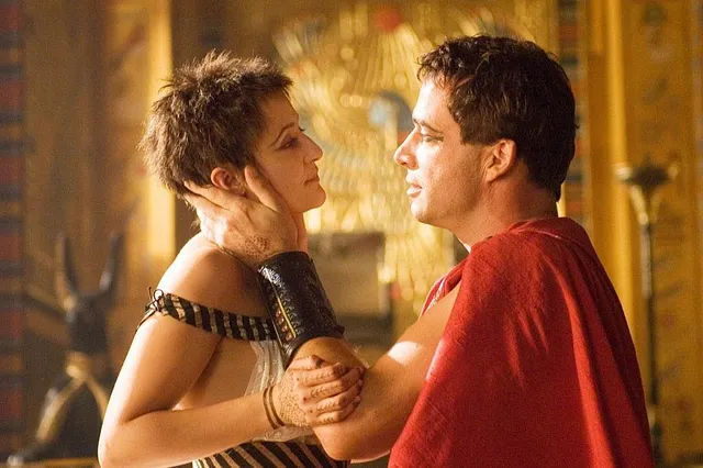 Клеопатра и Марк Антоний в телесериале «Рим»