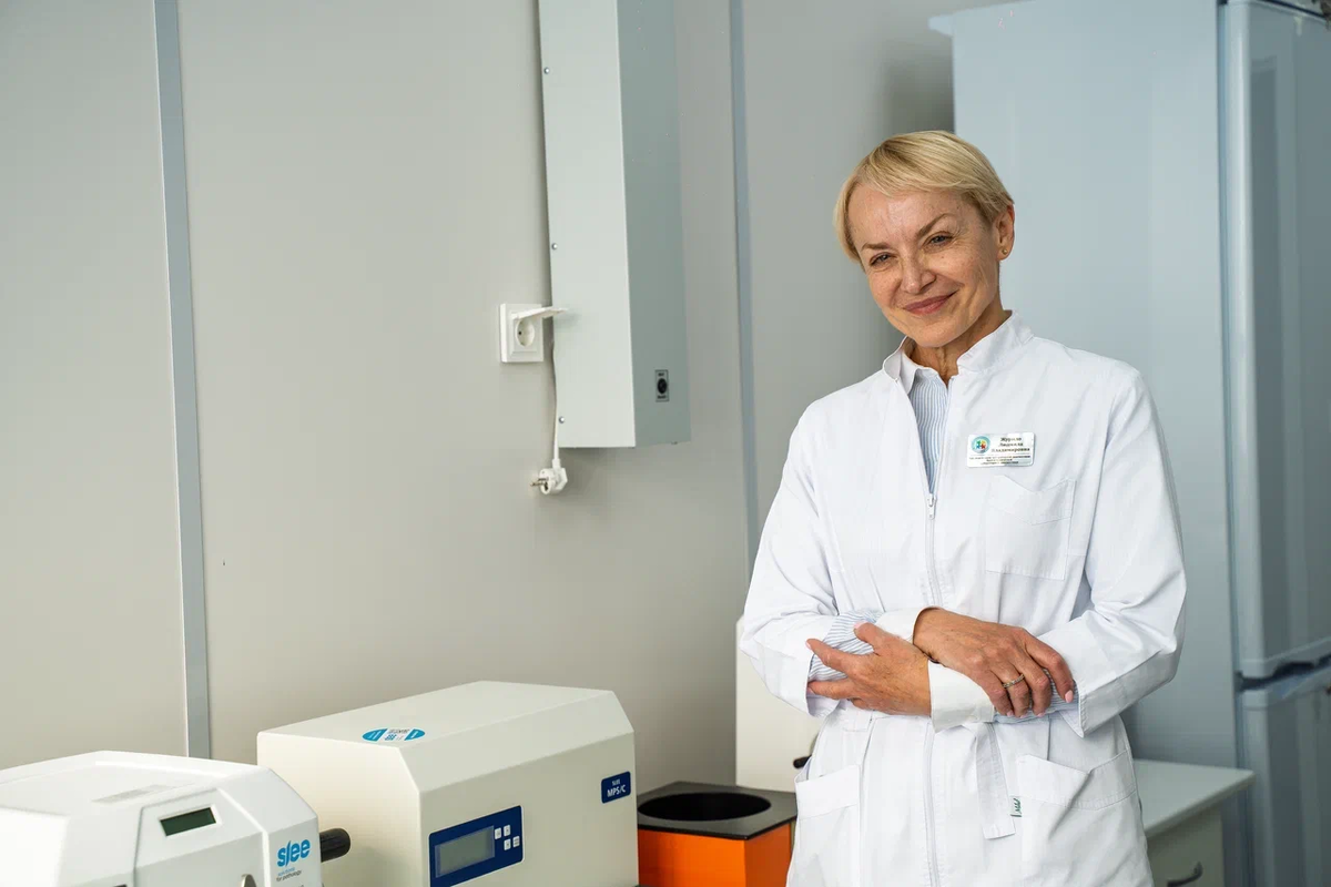 Лабораторный корпус клиники Здоровое 365. Заведующая лабораторией, врач-лаборант, высшая категория - Журило Людмила Владимировна

