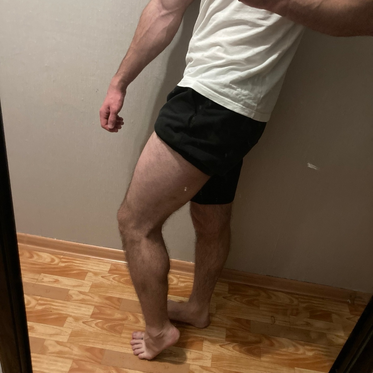 Текущий объем моих ног (64см).