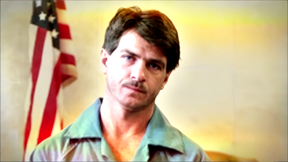 Кларенс Элкинс.