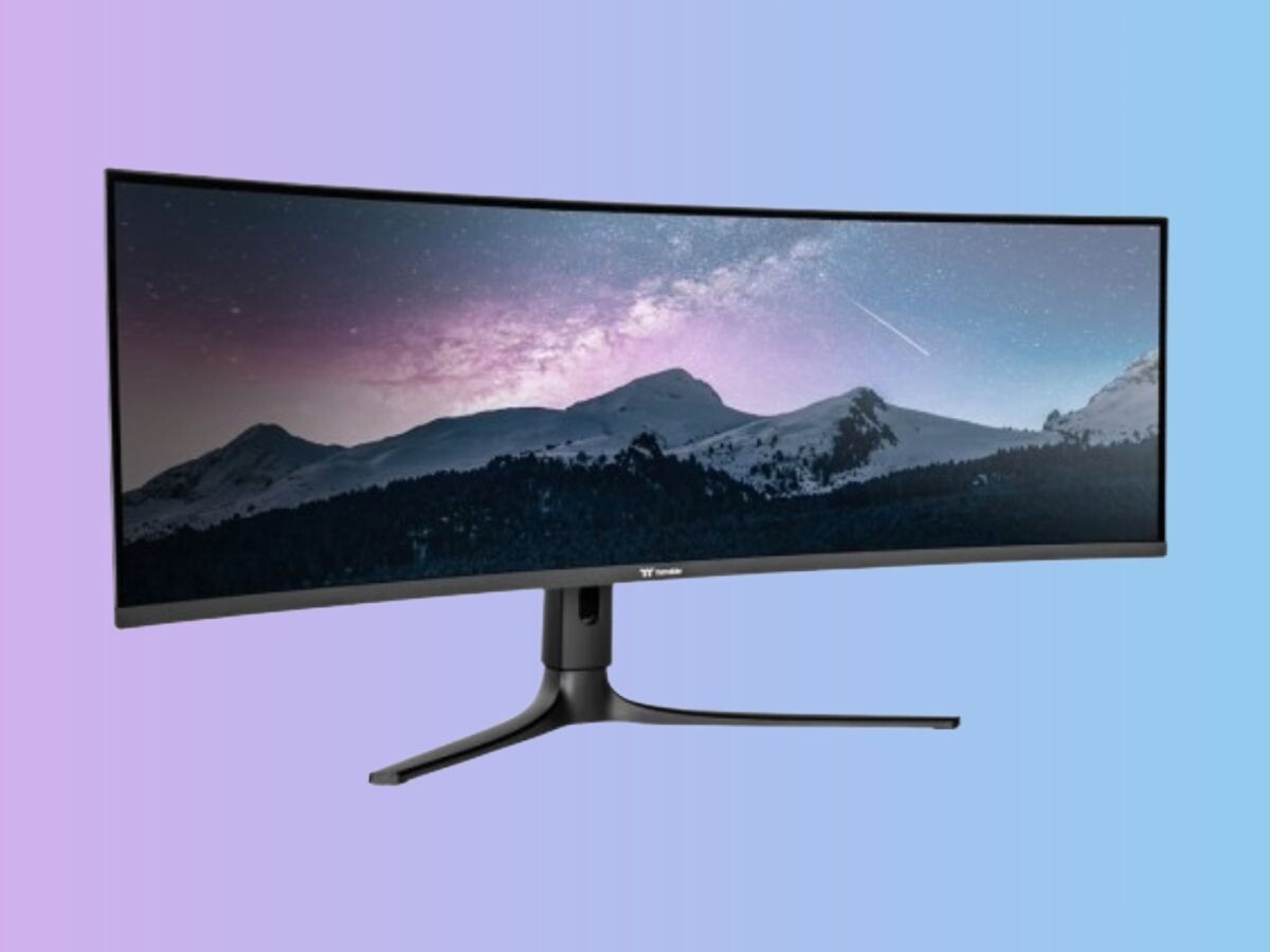    Представлен Thermaltake TPM-O49CDQ с 49-дюймовой OLED-панелью и частотой 240 Гц