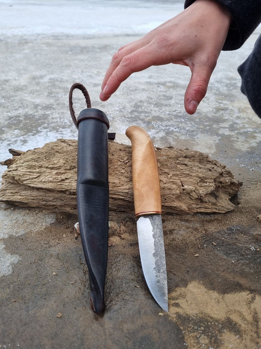 Рука человека всегда тянется к прекрасному 👑