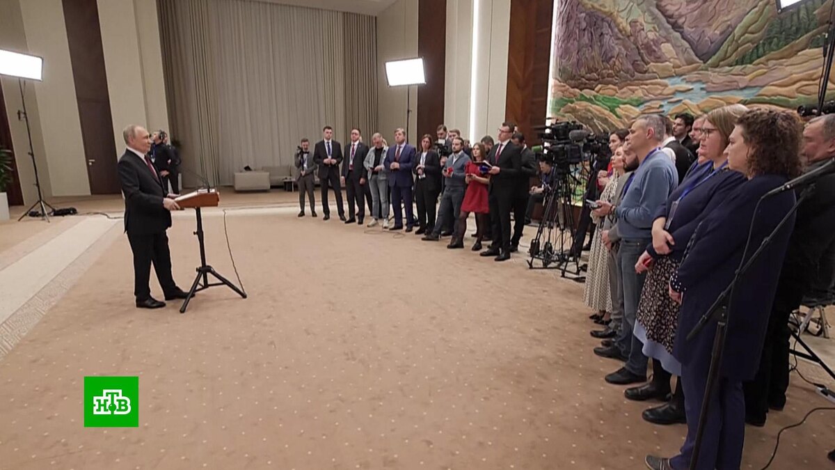    Путин оценил мирный план и высказался о переговорах по Украине