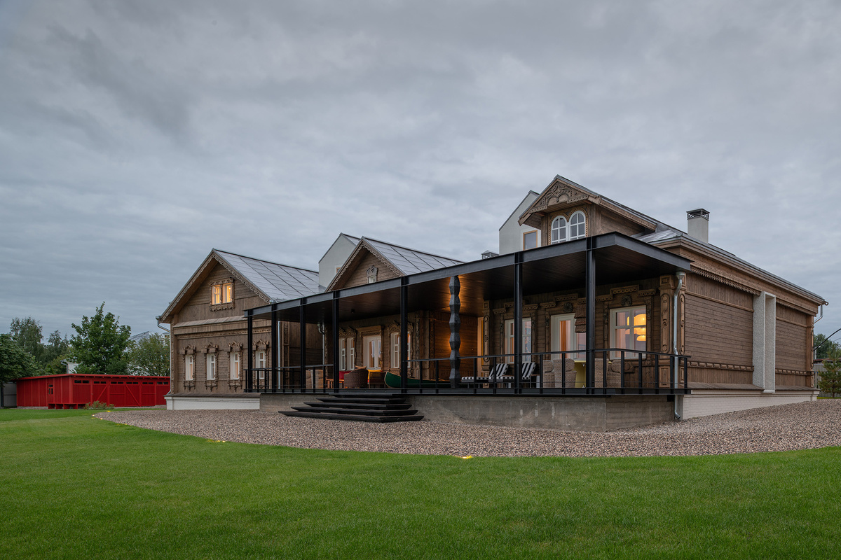 Авторы проекта: FORM Bureau (архитектура: Ольга Трейвас, Вера Одынь, Полина Ненашева, Идрис Сулиман, Михаил Шишин, Елизавета Шишина, Сергей Силков, менеджмент проекта: Алина Ярошенко, инженеры-конструкторы: Александр Родионов, Максим Уцеров, Павел Шилов) / фото Юрия Пальмина 