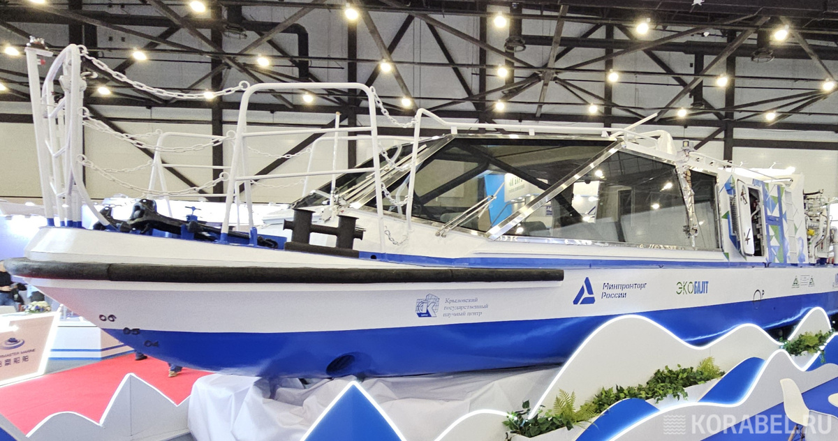 Судно "Экобалт" (на левом фото) оборудовано первой в России водородной установкой (на правом фото), сертифицированной под требования правил РКО / Фото: Корабел.ру
  📷
Судно "Экобалт" (на левом фото) оборудовано первой в России водородной установкой (на правом фото), сертифицированной под требования правил РКО / Фото: Корабел. ру
  📷
