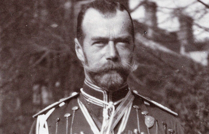 Император обожал копченую кильку - впервые он ее попробовал за границей.