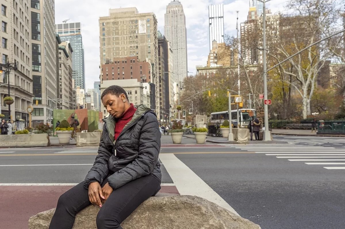    Жизнь в Америке оказалась дороже и сложнее, чем представлялась.