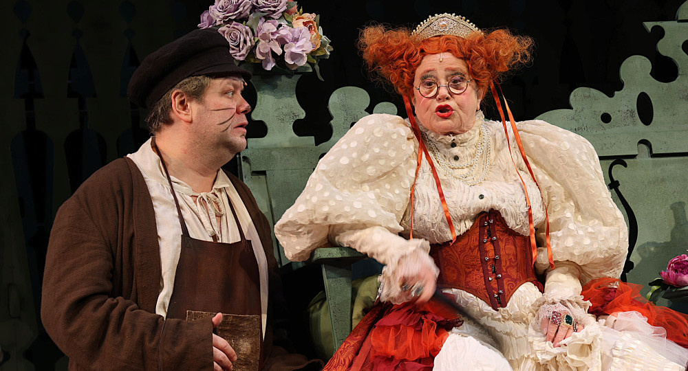 В поисках московского счастья: «Современник» представил феерическую «Женитьбу Бальзаминова»