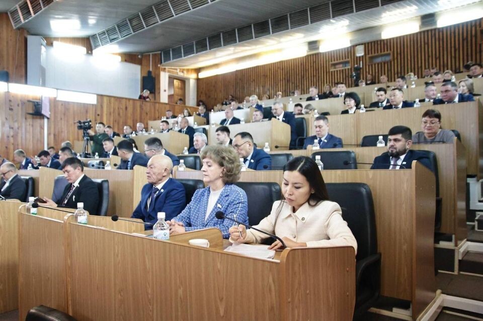    XXII очередная сессия Госсобрания – Эл Курултай. Источник: t.me/turchak_andrey