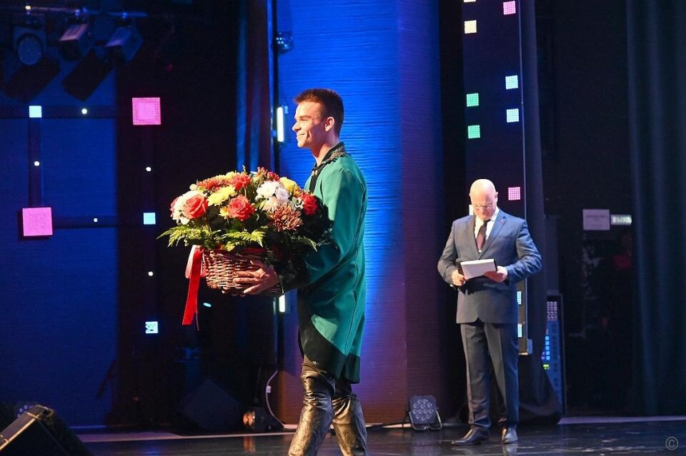    Праздничный концерт "Дорогое слово – мама" в Барнауле. Источник: barnaul.org